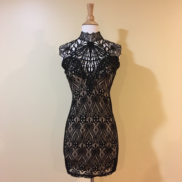 Crochet Lace Open Tie Back Nude Bodycon Dress - Picture 4 of 8